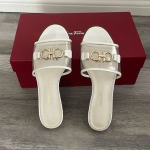 SALVATORE FERRAGAMO- Rhodes sandal-pvc white leather- size 6